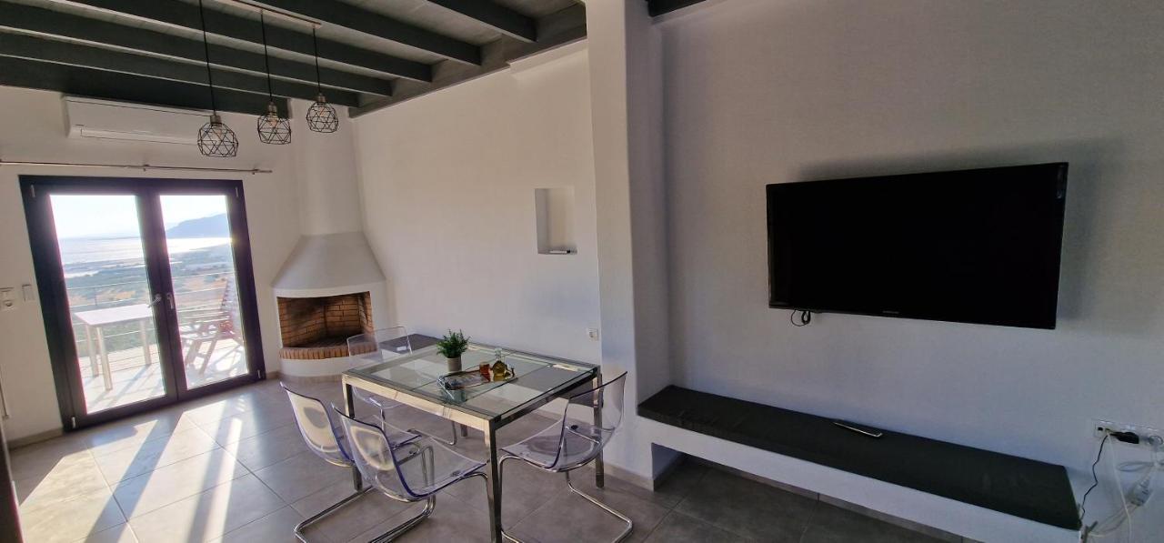Casa Di Olive, Seasons *