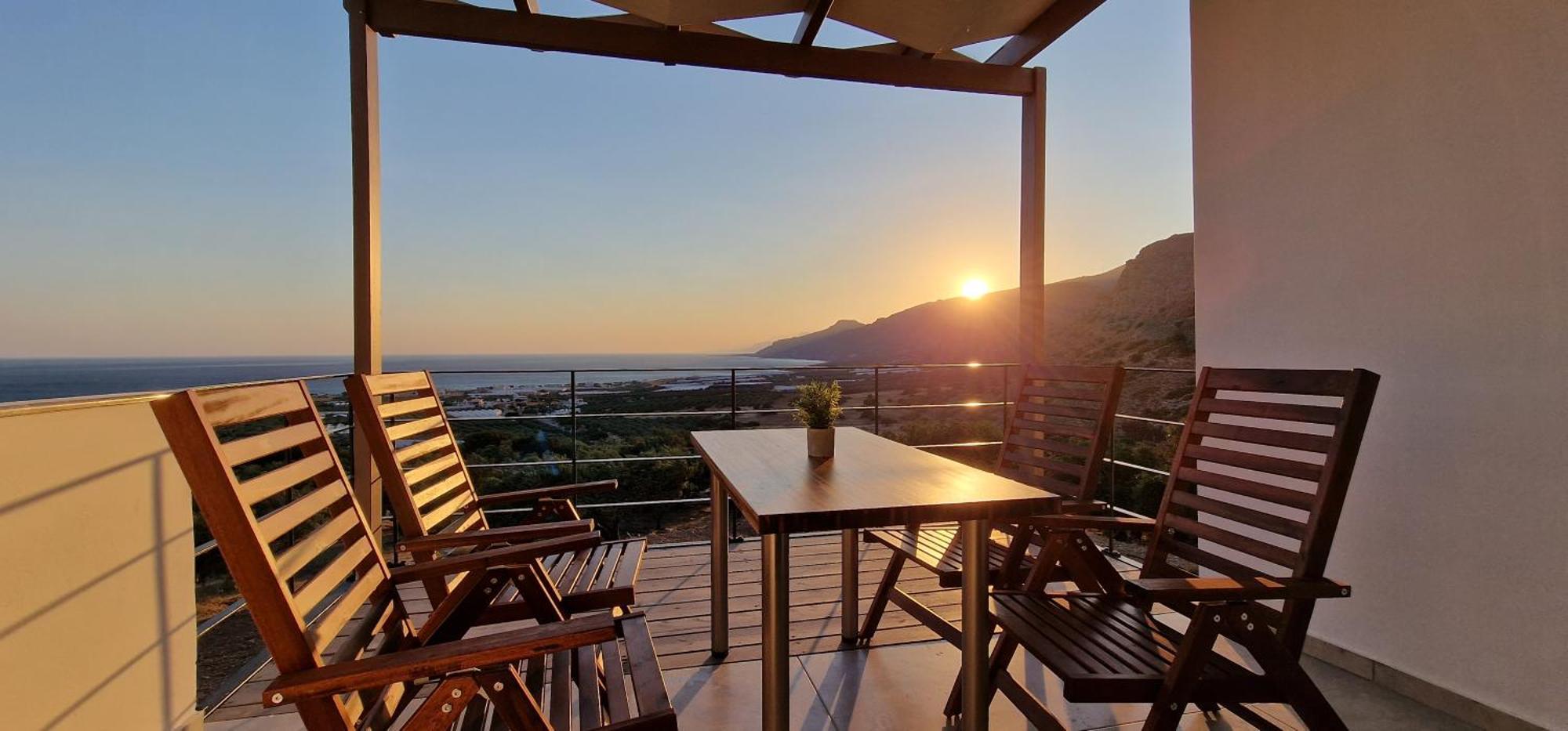 Casa Di Olive, Seasons * Goudhouros
